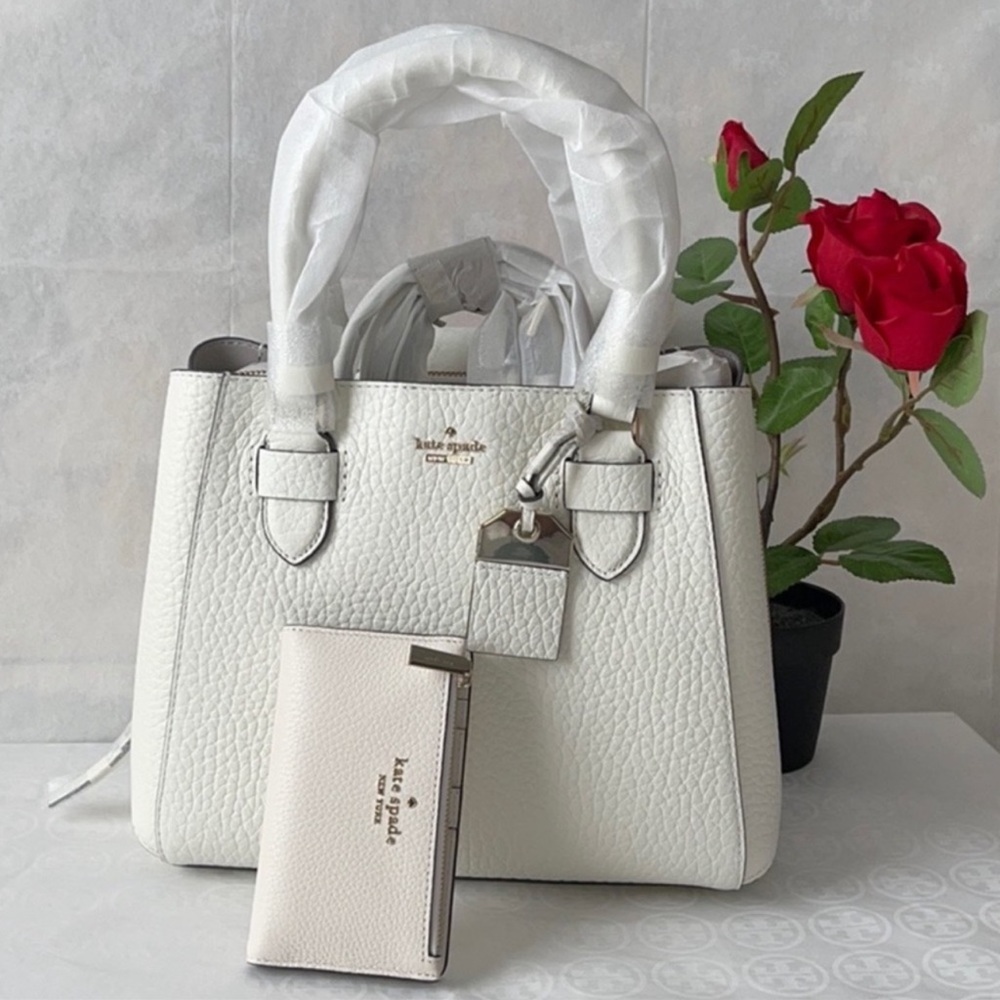 ✅SALE❤️‍🔥🆕Kate Spade Set.